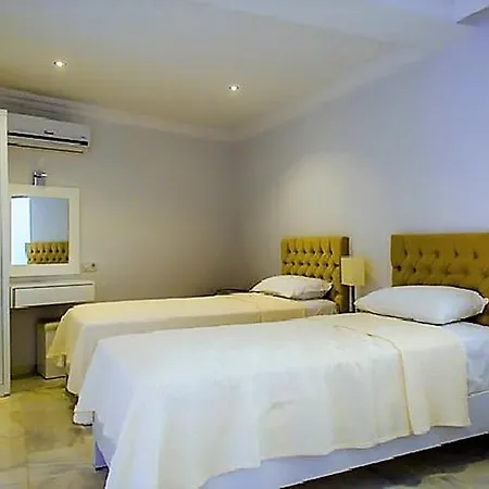 Emilia Luxury *