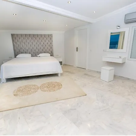 Emilia Luxury Apartament